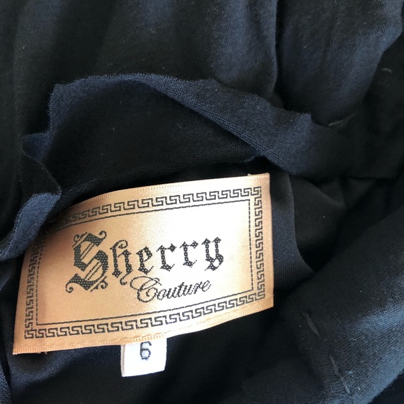 Beaut sherry hill evening gown - Picture 5 of 5